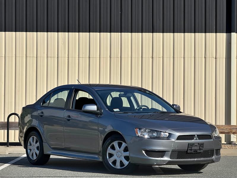 2013 Mitsubishi Lancer - ES Sedan 4D