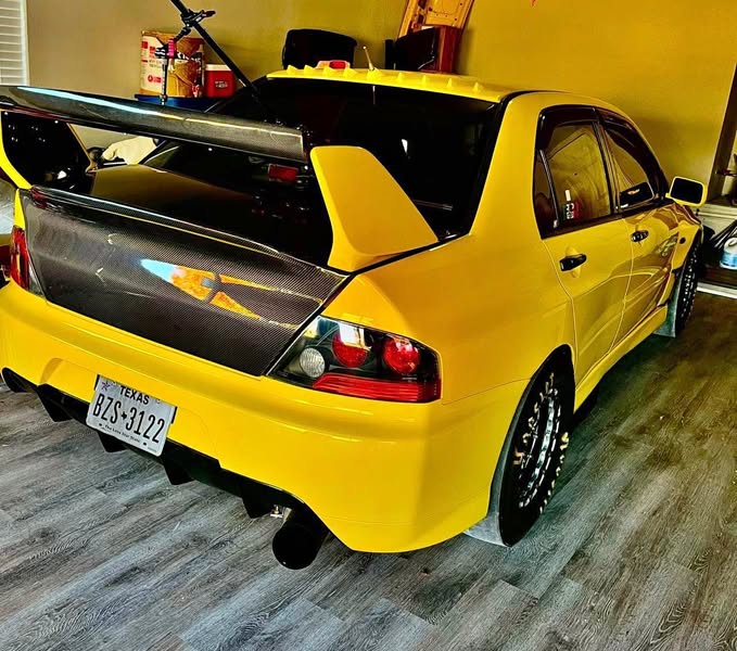 2003 Mitsubishi Lancer Evolution