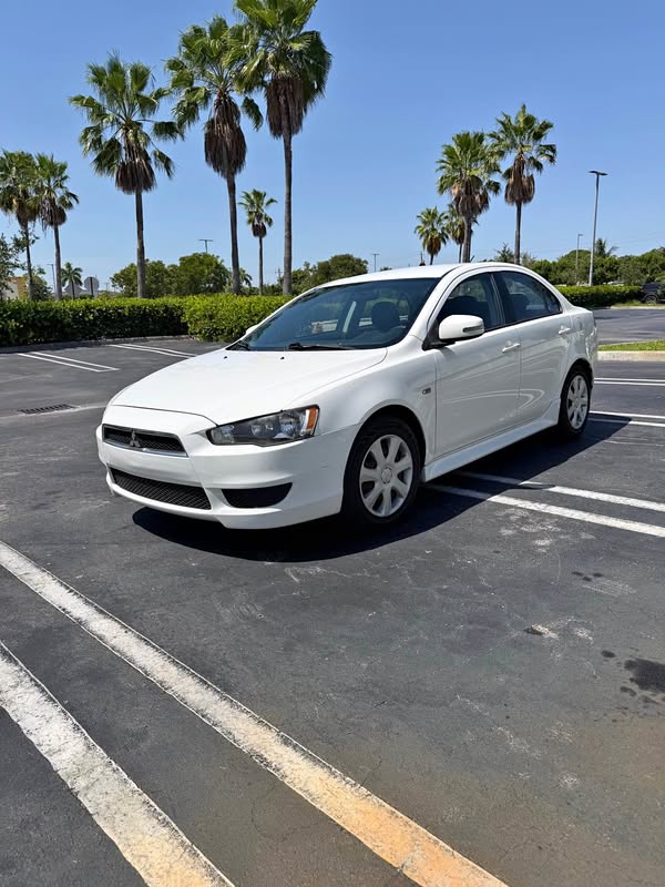 2015 Mitsubishi Lancer - ES Sedan 4D