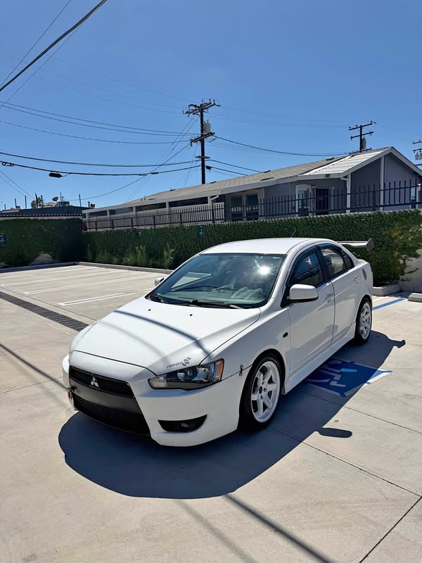 2012 Mitsubishi Lancer - SE