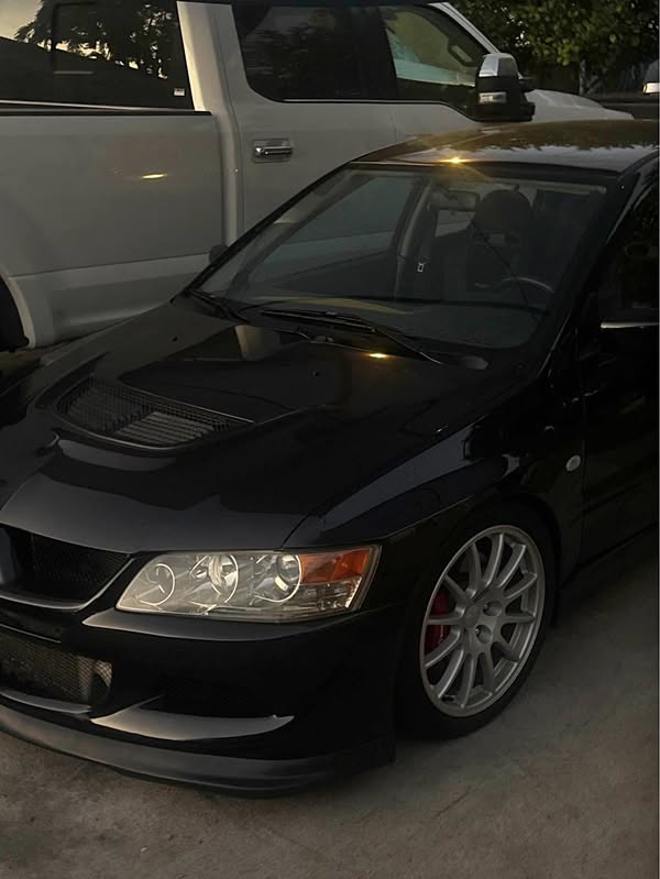 2004 Mitsubishi Lancer Evolution - GSR Sedan 4D