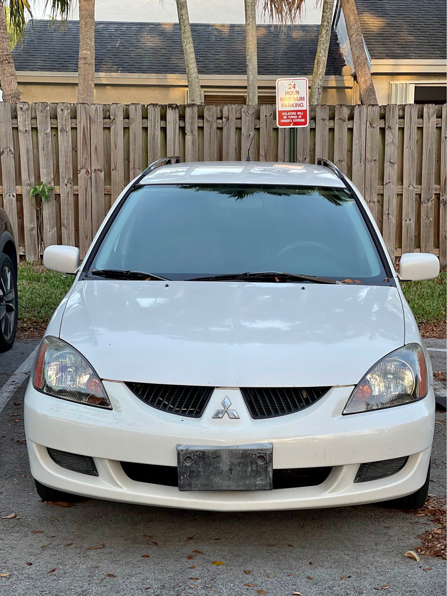 2004 Mitsubishi Lancer - ES Hatchback 4D