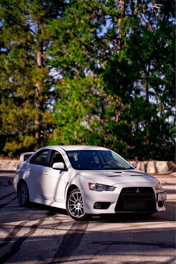 2011 Mitsubishi Lancer Evolution - GSR Sedan 4D