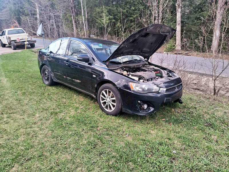 2016 Mitsubishi Lancer - ES Sedan 4D