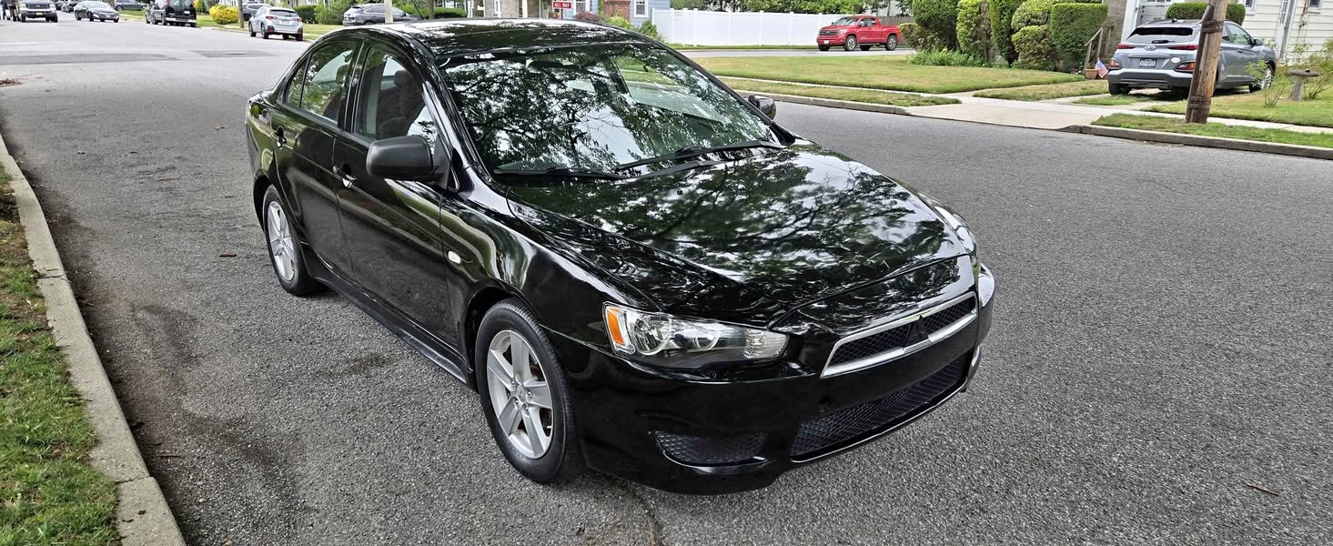 2013 Mitsubishi Lancer - ES Sedan 4D