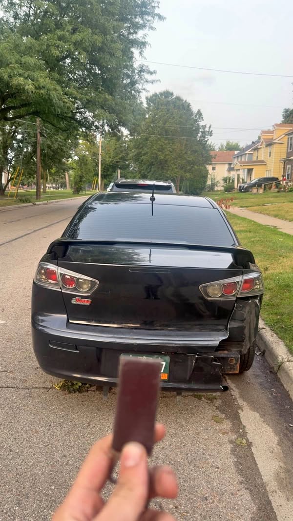 2016 Mitsubishi Lancer - ES Sedan 4D