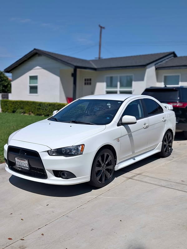 2014 Mitsubishi Lancer - GT Sedan 4D