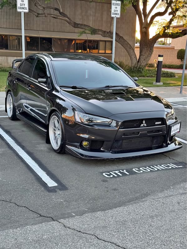 2011 Mitsubishi Lancer - Evolution GSR Sedan 4D