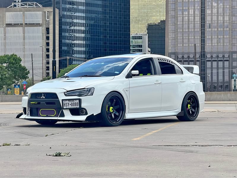 2014 Mitsubishi Lancer Evolution - MR Sedan 4D