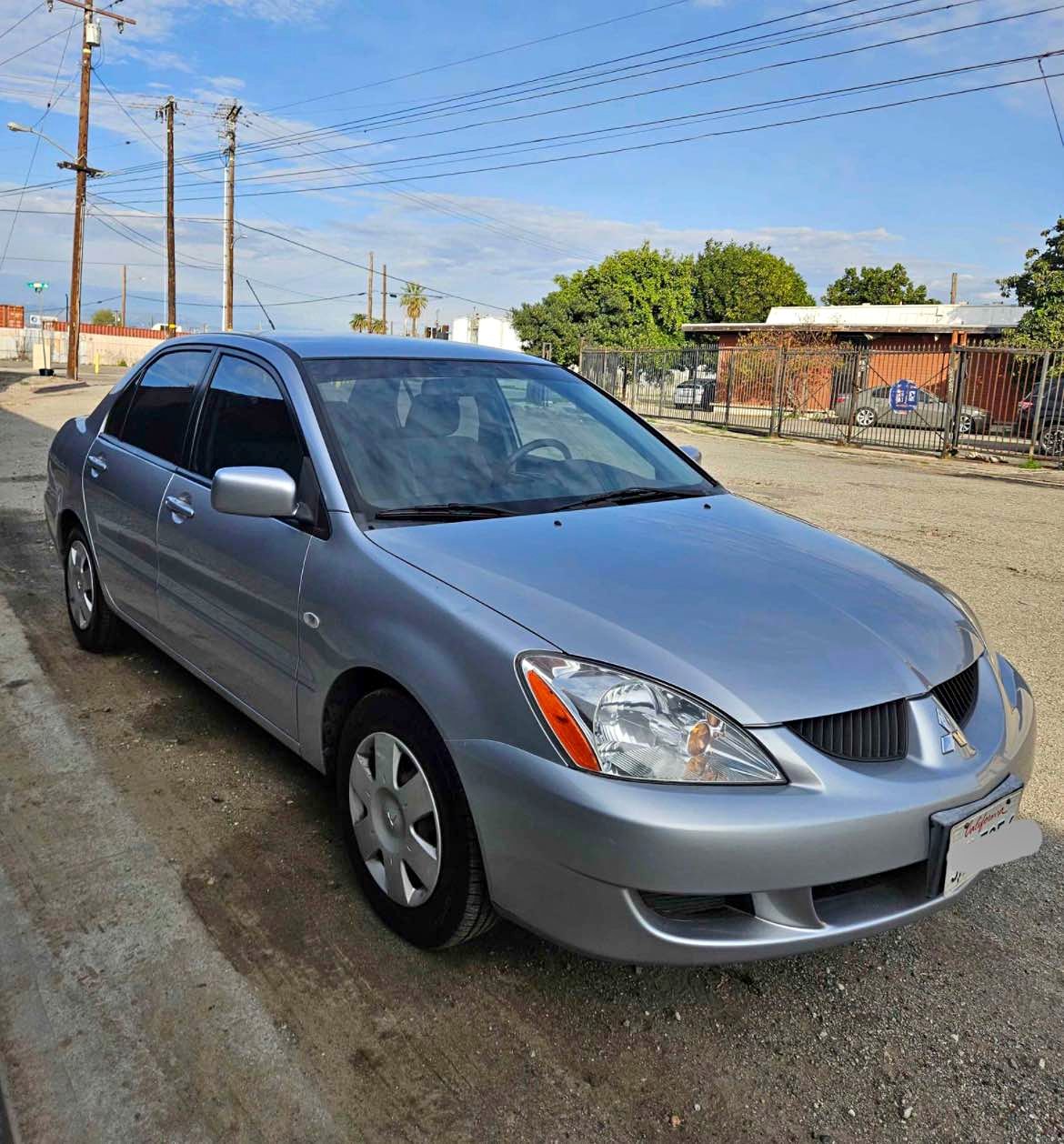 2005 Mitsubishi Lancer - ES Sedan 4D