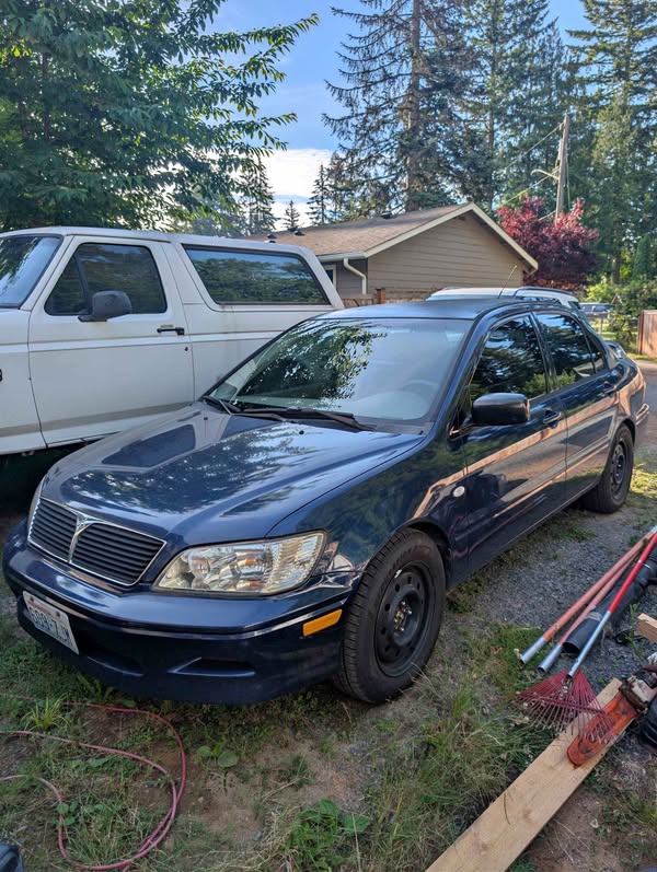 2002 Mitsubishi Lancer - ES Sedan 4D