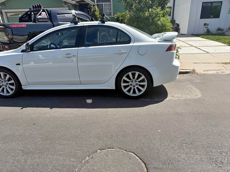 2010 Mitsubishi Lancer - ES Sedan 4D