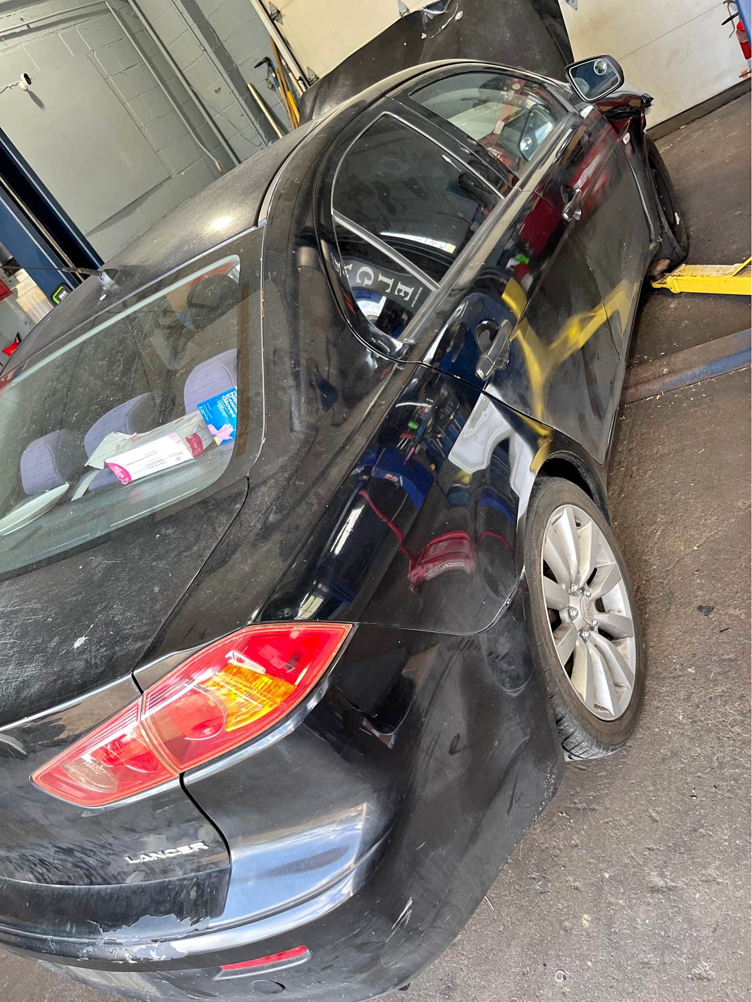 2009 Mitsubishi Lancer - DE Sedan 4D