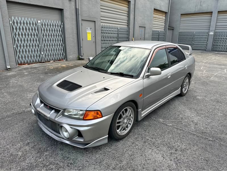 1996 Mitsubishi Lancer Evolution - GSR Sedan 4D