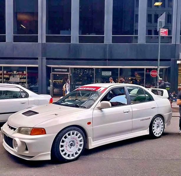 1996 Mitsubishi Lancer - Evolution GSR Sedan 4D
