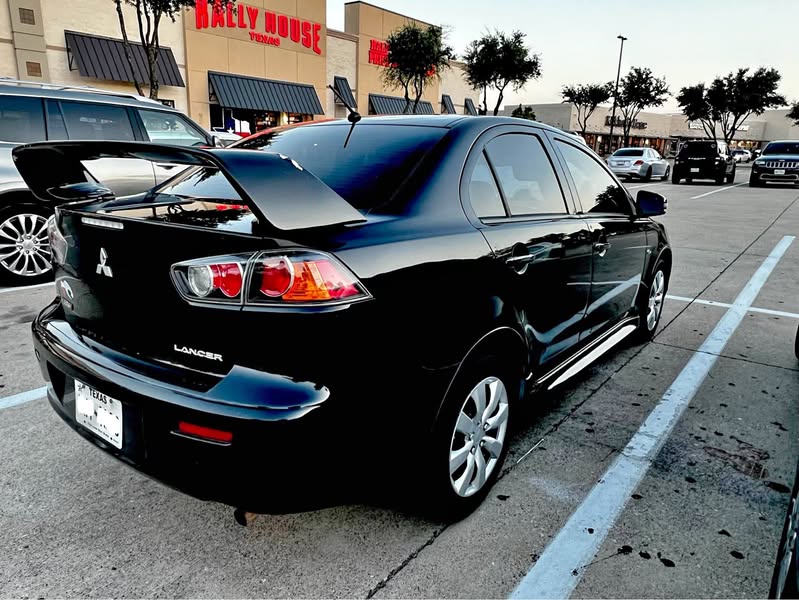 2015 Mitsubishi Lancer - ES Sedan 4D