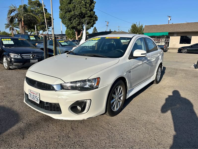 2016 Mitsubishi Lancer - ES Sedan 4D