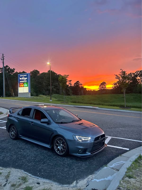 2011 Mitsubishi Lancer Evolution - MR Sedan 4D