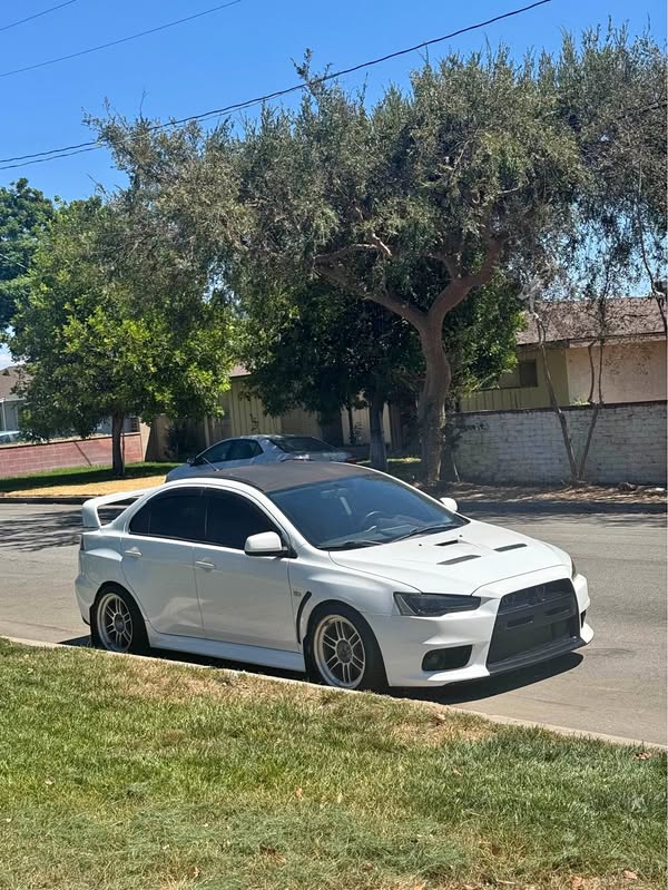 2012 Mitsubishi Lancer Evolution - GSR Sedan 4D