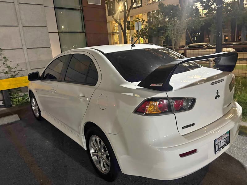 2014 Mitsubishi Lancer - ES Sedan 4D