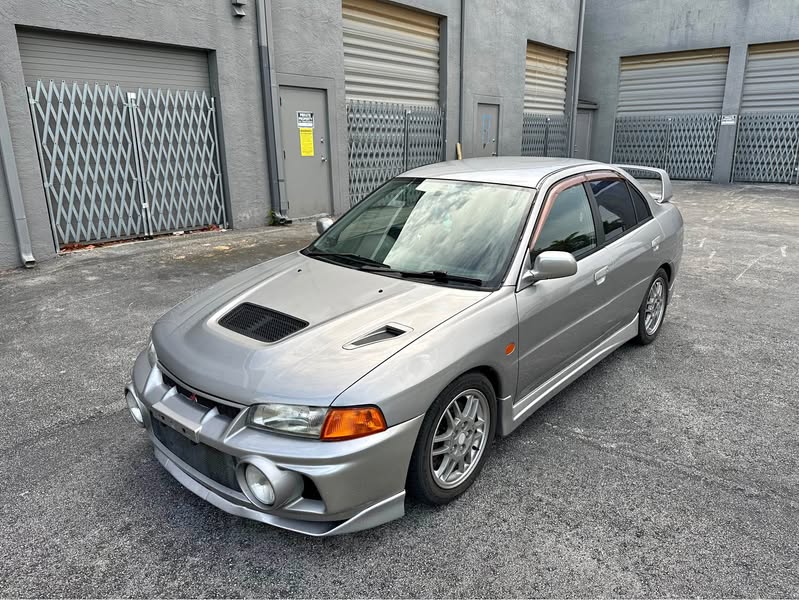 1996 Mitsubishi Lancer Evolution - GSR Sedan 4D
