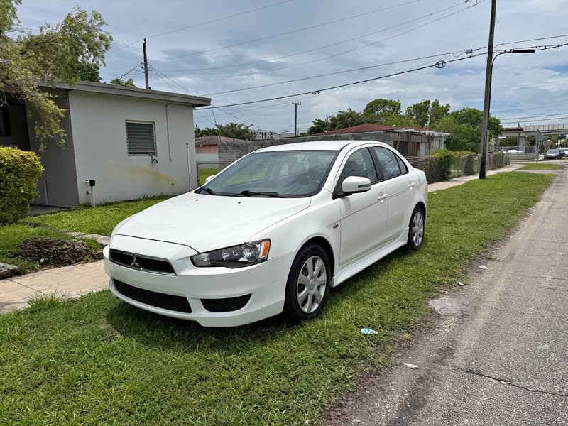 2015 Mitsubishi Lancer - SE Sedan 4D