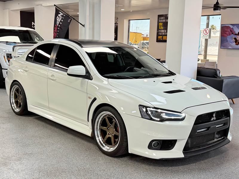 2014 Mitsubishi Lancer Evolution - GSR Sedan 4D