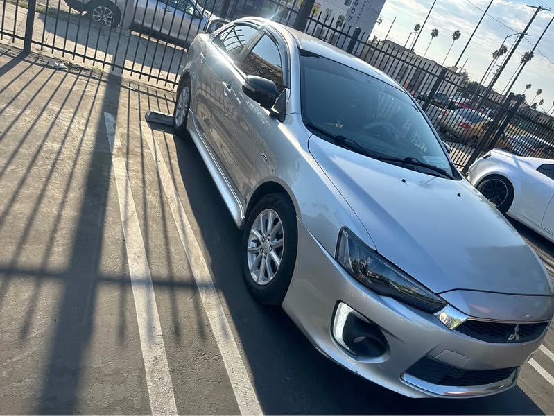 2016 Mitsubishi Lancer - ES Sedan 4D