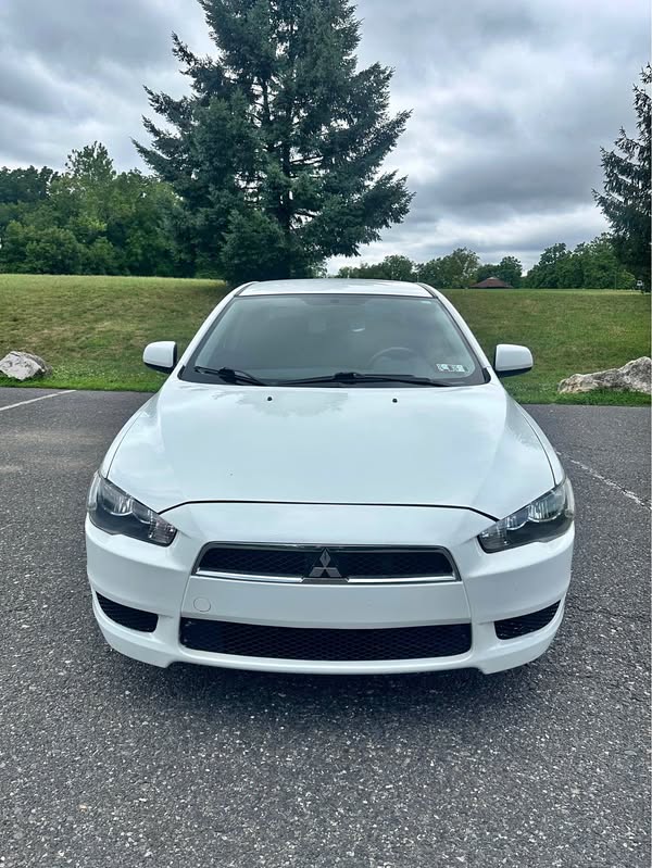 2014 Mitsubishi Lancer - ES Sedan 4D