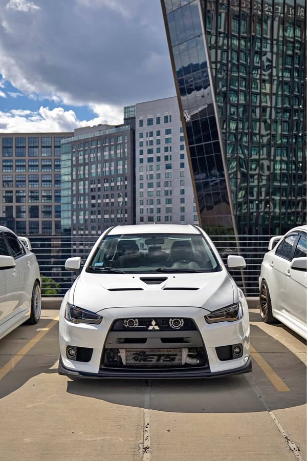 2011 Mitsubishi Lancer Evolution - GSR Sedan 4D