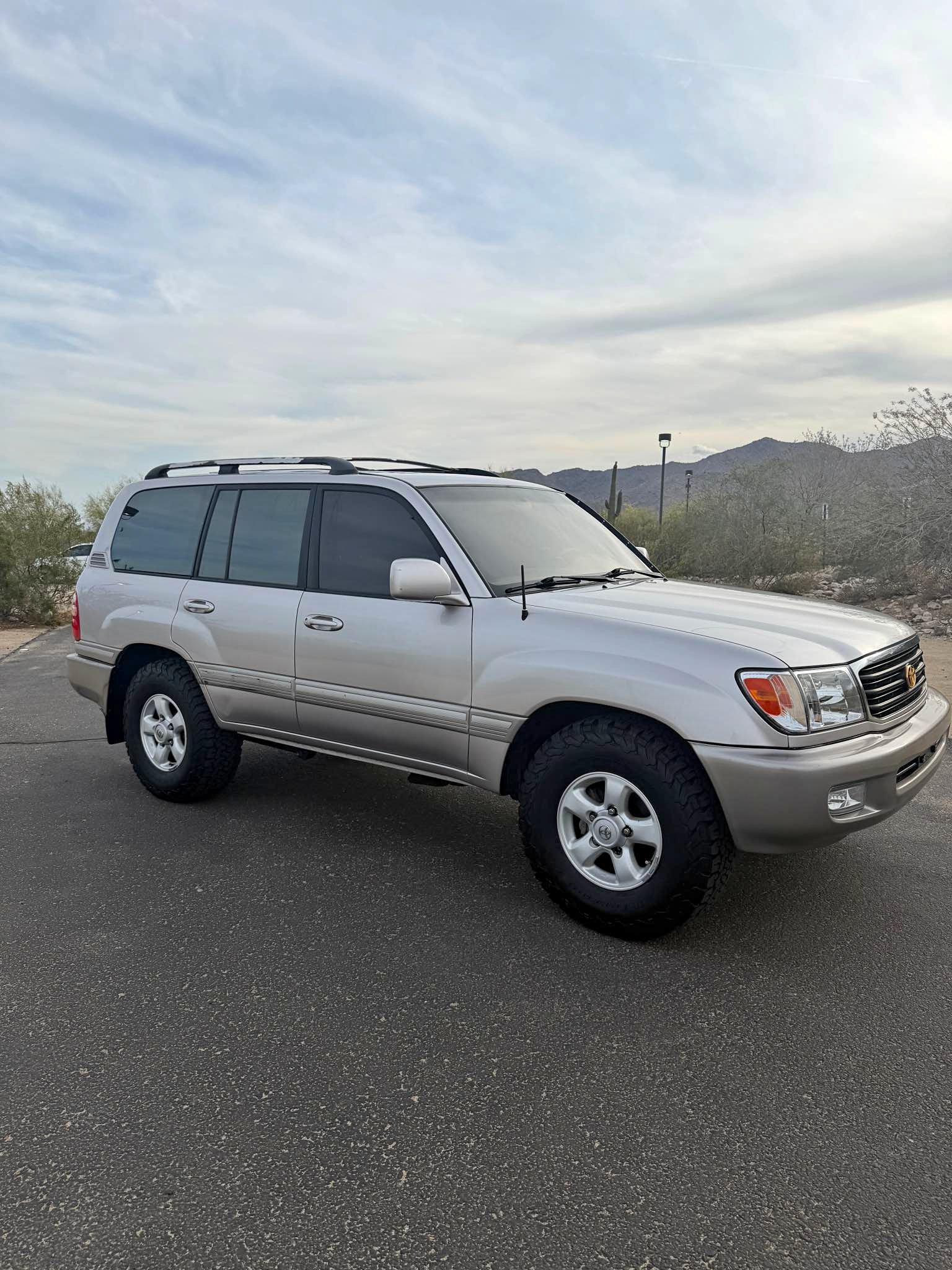 1998 Toyota Landcruiser - Sport Utility 4D