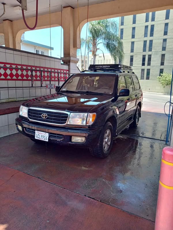 1998 Toyota Landcruiser - Heritage Edition Sport Utility 4D