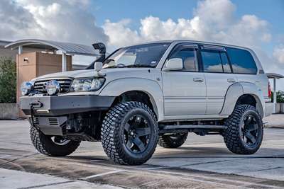 1998 Toyota Landcruiser - Sport Utility 4D