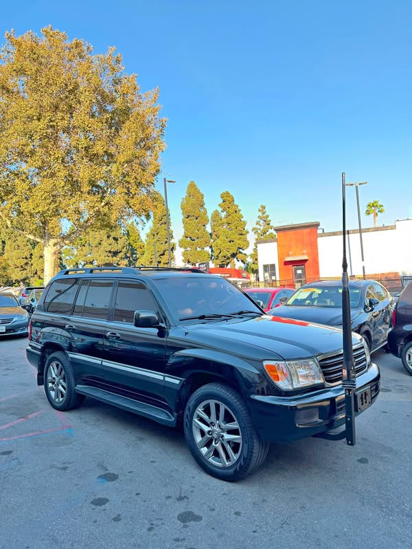 2003 Toyota Landcruiser - Sport Utility 4D