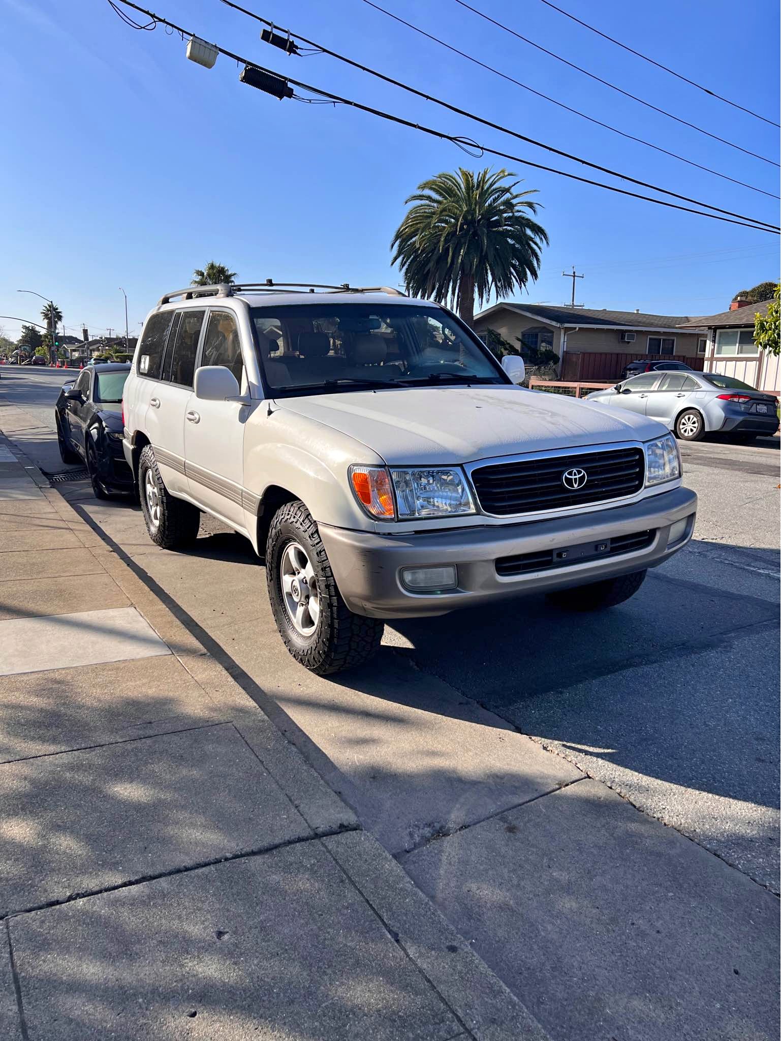 2000 Toyota Landcruiser - Sport Utility 4D