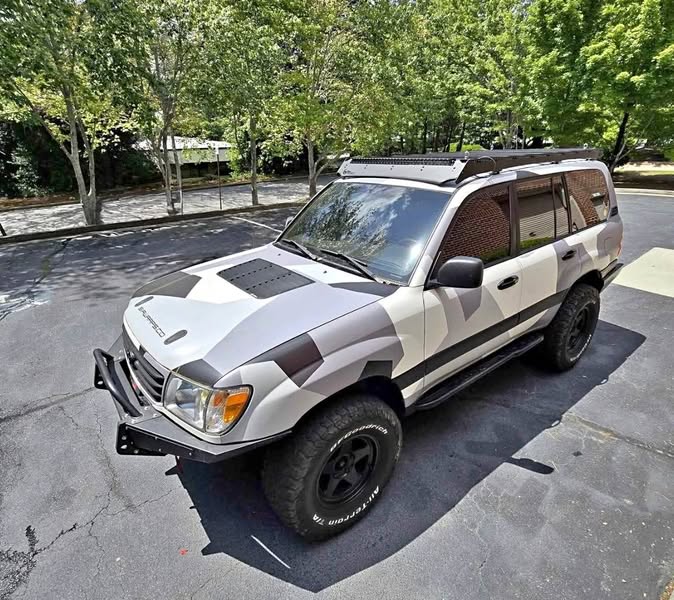 2000 Toyota Landcruiser - Sport Utility 4D