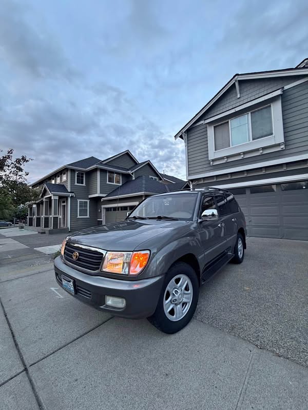 2000 Toyota Landcruiser - Heritage Edition Sport Utility 4D
