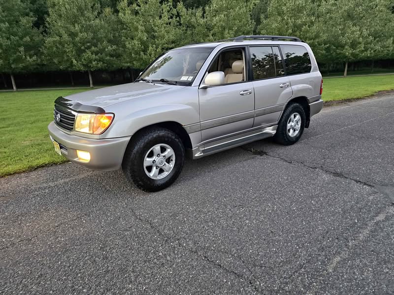 2000 Toyota Landcruiser - Sport Utility 4D