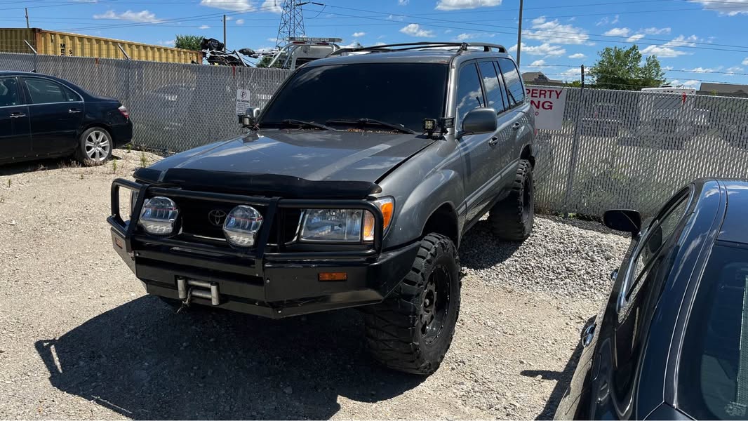 2000 Toyota Landcruiser - Off Road Custom