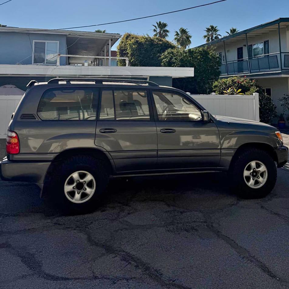 1999 Toyota Landcruiser - Sport Utility 4D