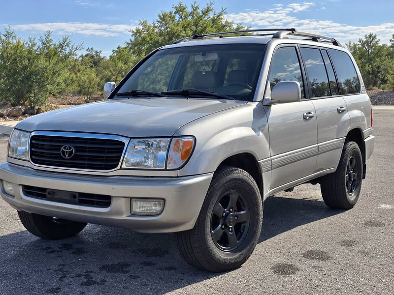 2000 Toyota Landcruiser - Sport Utility 4D