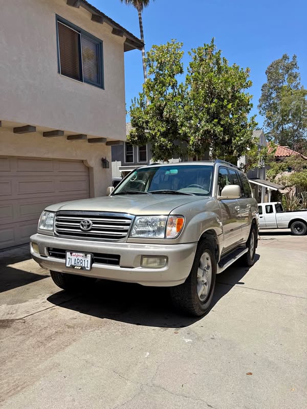 2004 Toyota Landcruiser - Sport Utility 4D