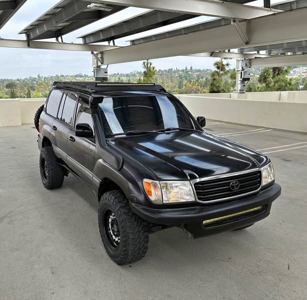 1999 Toyota Landcruiser - Sport Utility 4D