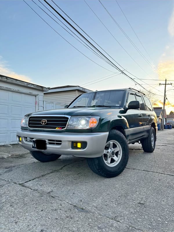 1998 Toyota Landcruiser - Sport Utility 4D