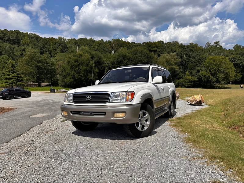 2001 Toyota Landcruiser - Sport Utility 4D