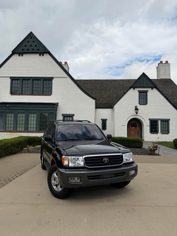 1998 Toyota Landcruiser - Sport Utility 4D
