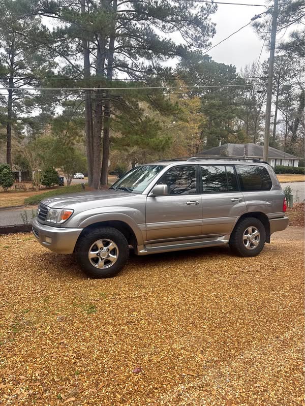 2002 Toyota Landcruiser - Sport Utility 4D