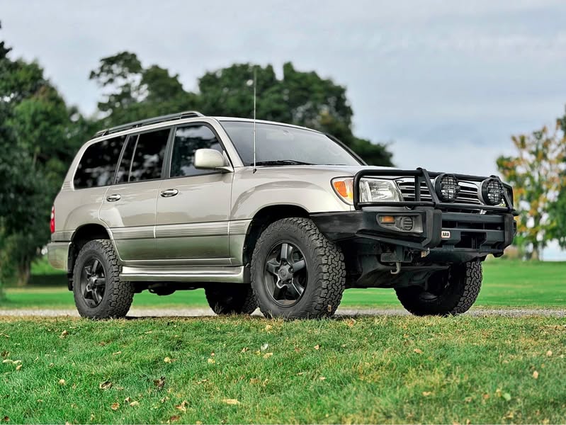 2005 Toyota Landcruiser - Sport Utility 4D