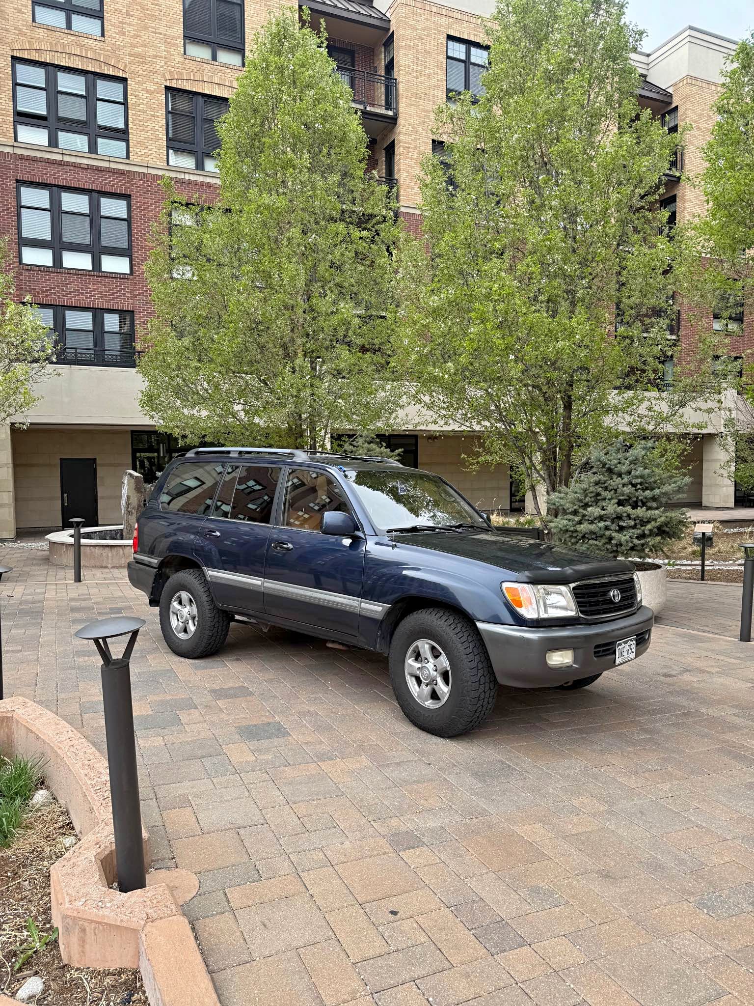 1999 Toyota Landcruiser - Sport Utility 4D