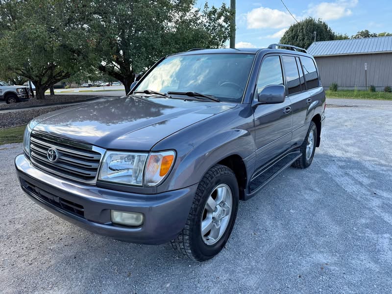 2004 Toyota Landcruiser - Sport Utility 4D